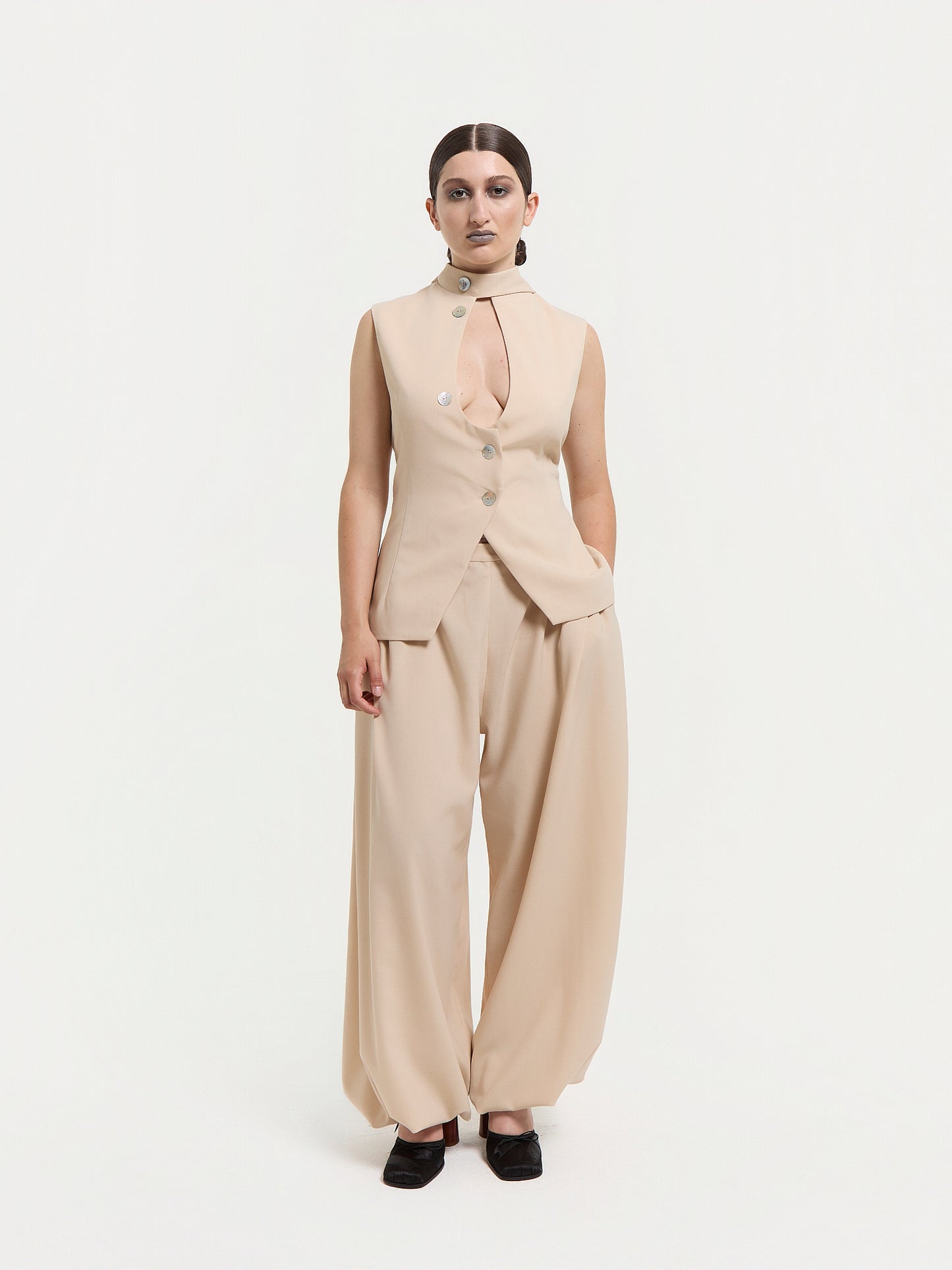 Wool Balloon Trousers