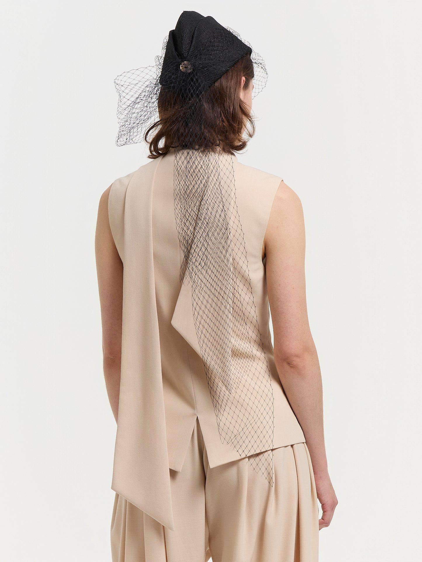 Black Veiled Crew Hat