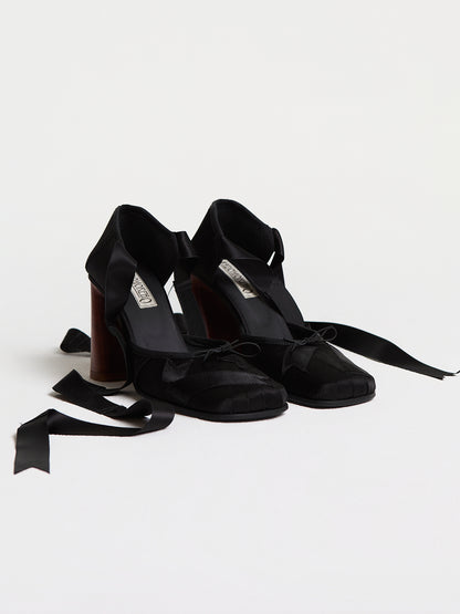 Black Pointe Pump